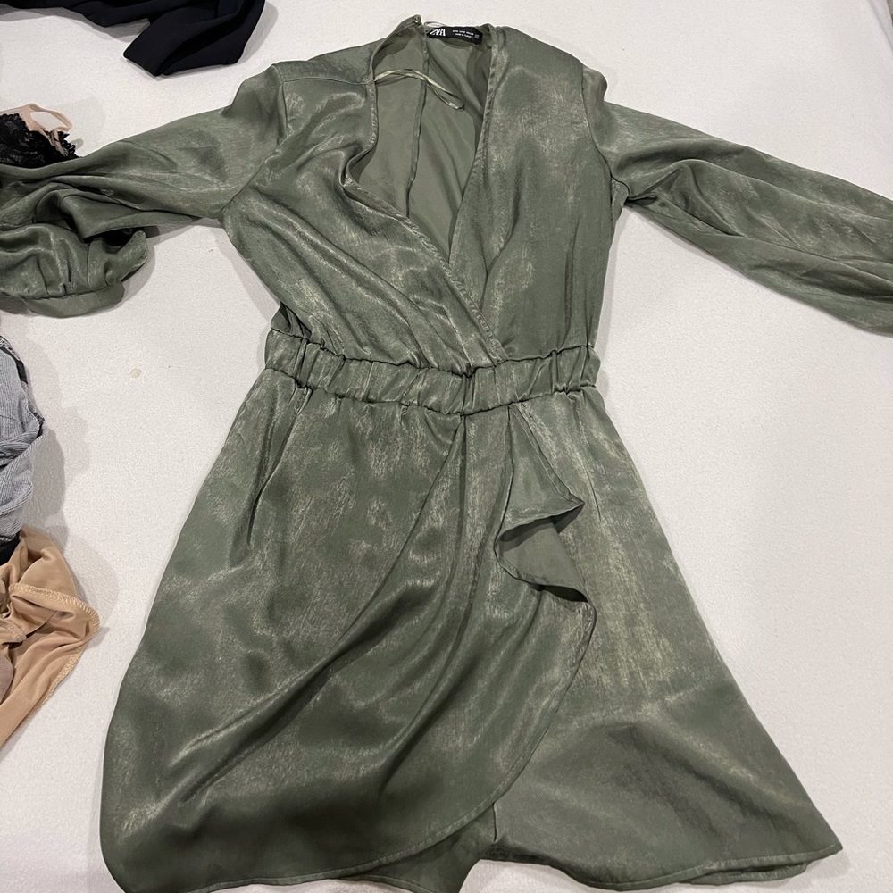 Zara deep v romper